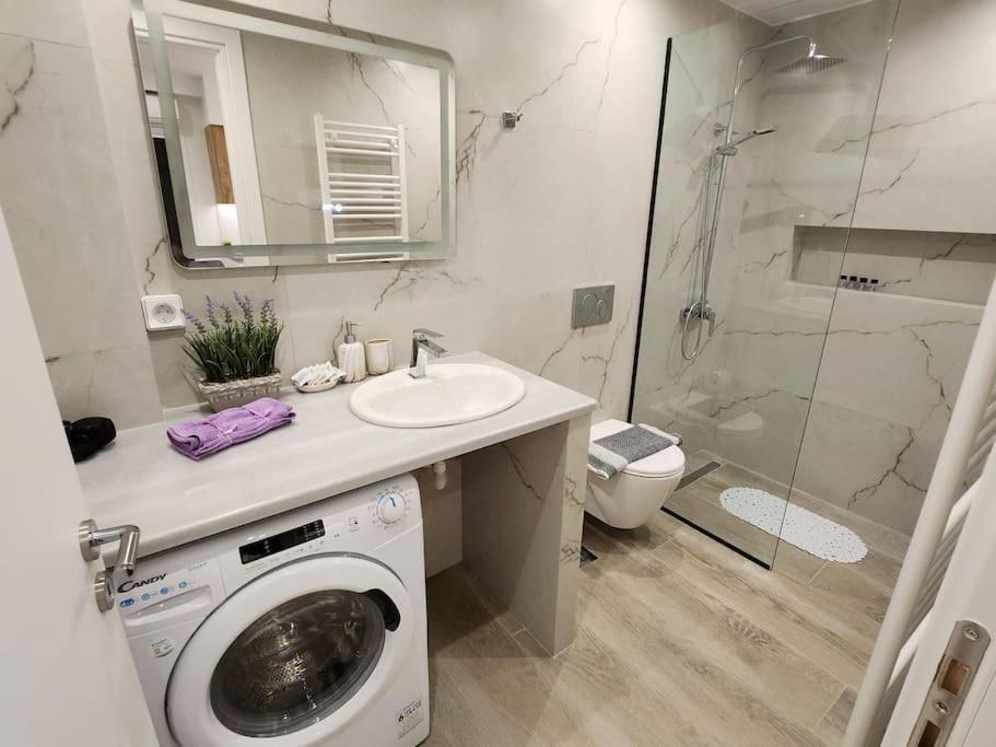 Nice Apartment Near Flisvos Vipgreece アテネ エクステリア 写真